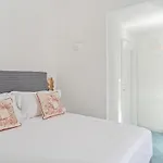 Arabella Villa Capri